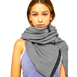 Lululemon Vinyasa Scarf - Blue & White - NWOT